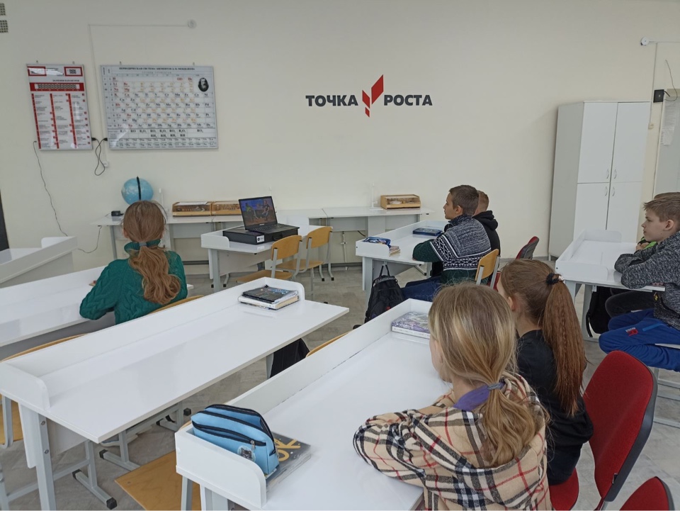 Шоу профессий - «Искусственный интеллект на службе человека. Эксплуатация сервисных роботов».