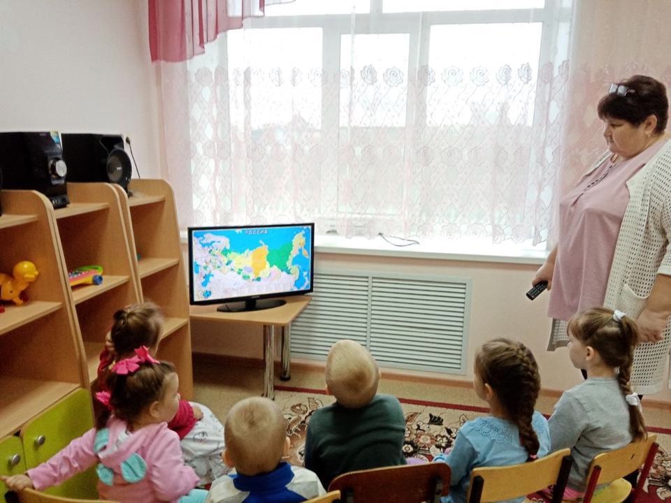 Беседа, видео-презентация &amp;quot;День народного единства&amp;quot;.