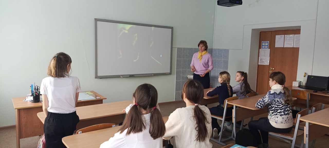 Просмотр фильма «Я – волонтер: зачем мне это нужно».