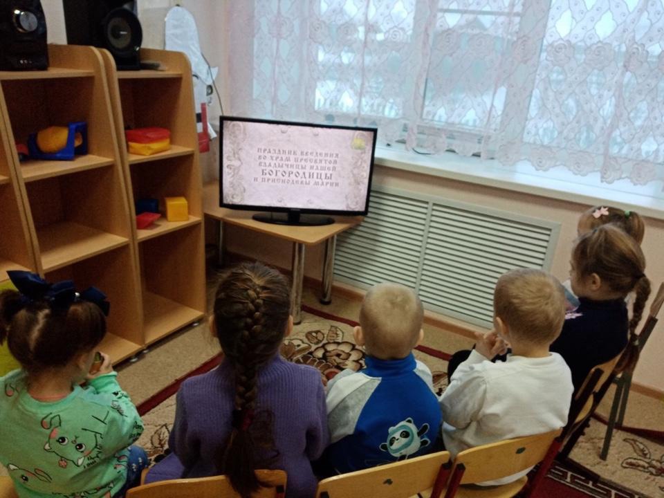 Просмотр видео - фильма &amp;quot;Введение во храм Пресвятой Богородицы&amp;quot;.