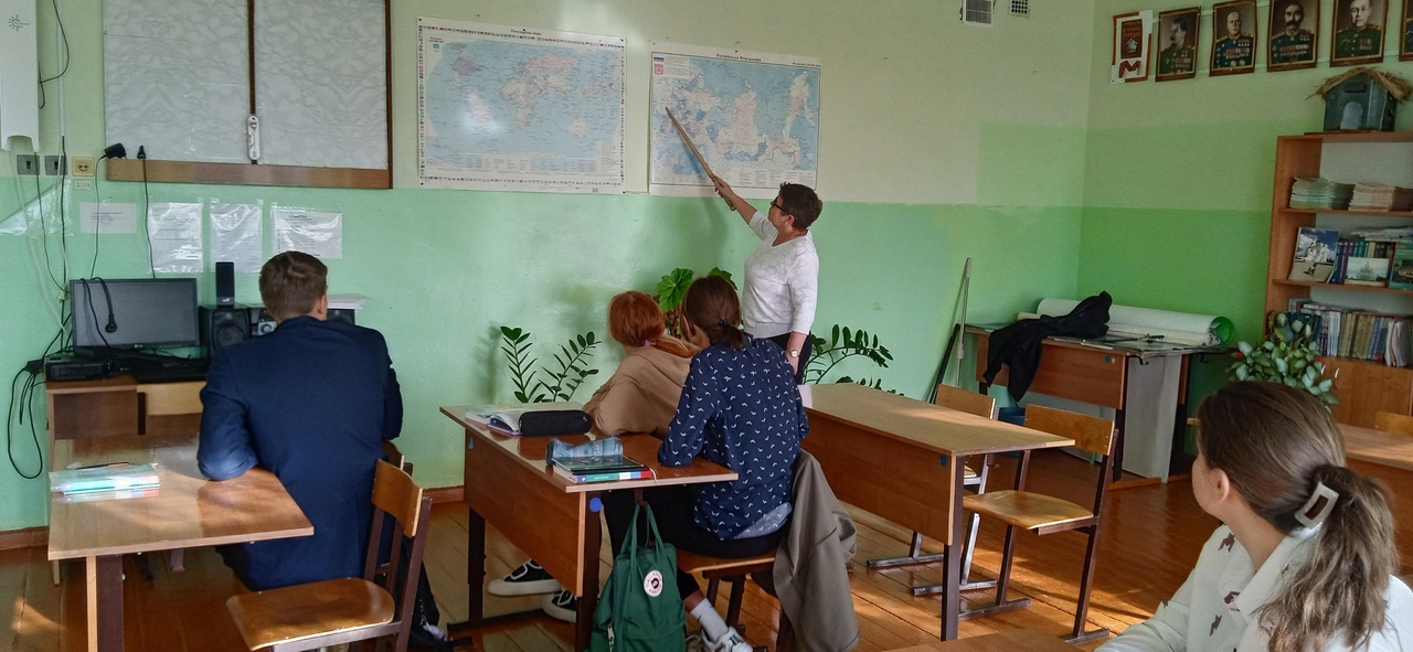 Классный час «Один народ – одна судьба – одна страна».